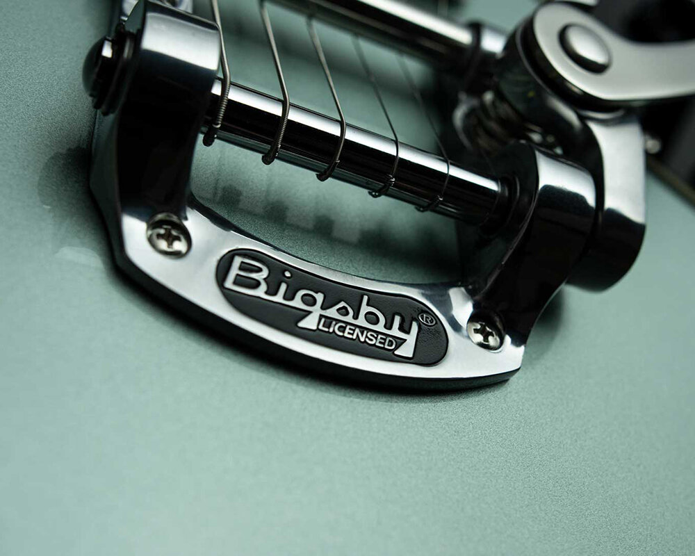 revolt_with_bigsby_ocean_mist_bigsby_trem.jpg