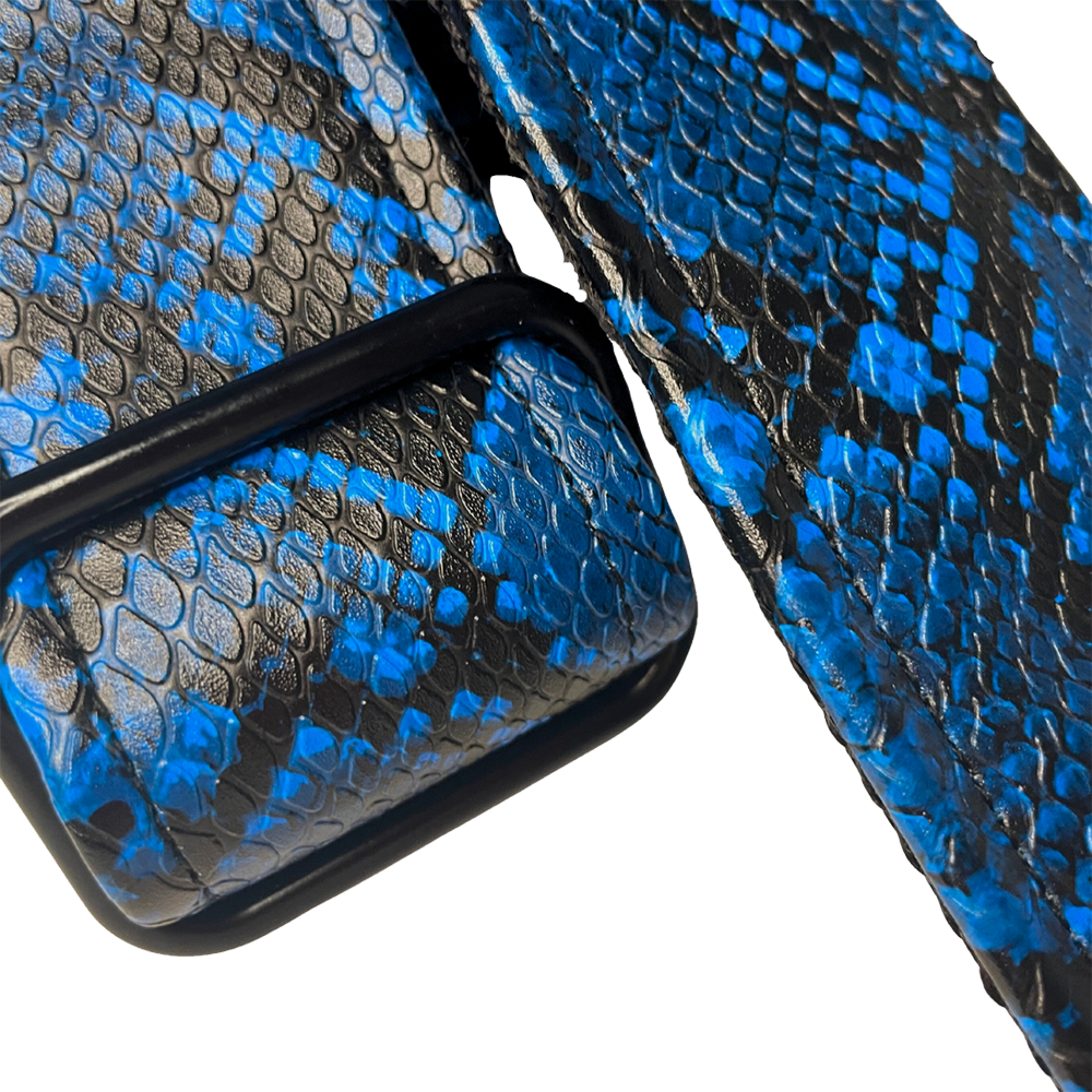 blue_snake_closeup.png
