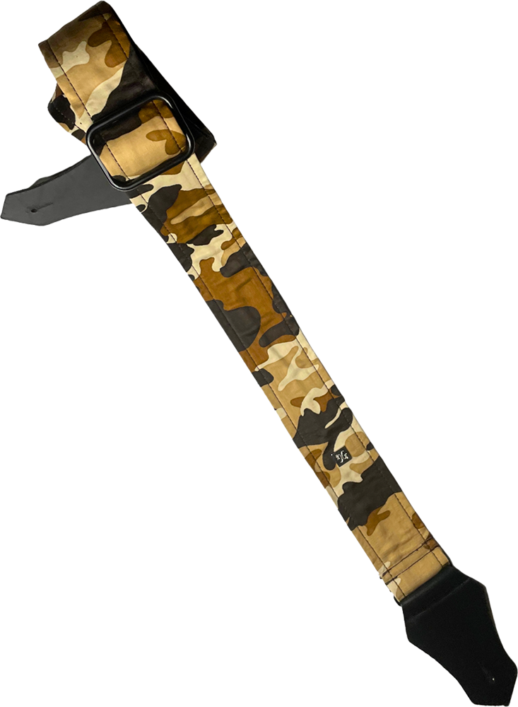 写真:Camo Brown