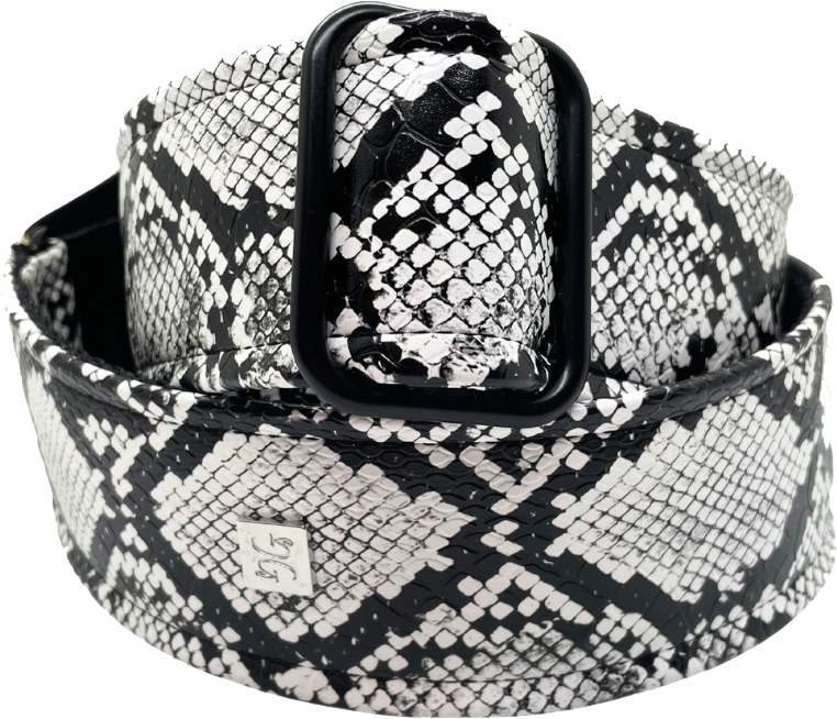 white_snake_round.png